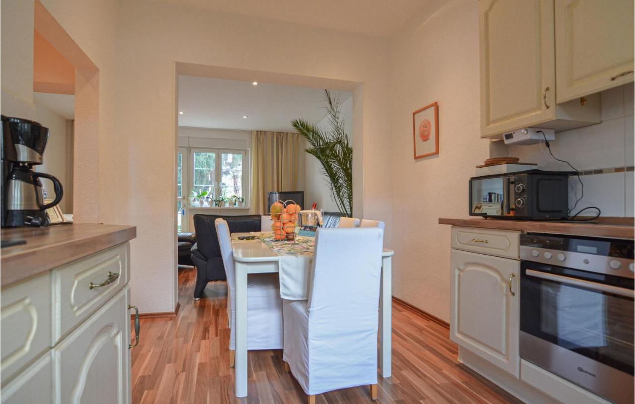 2 Bedroom Lovely Home In เบอร์ลิน ภายนอก รูปภาพ