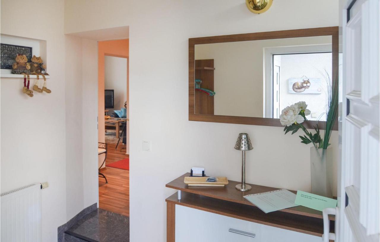 2 Bedroom Lovely Home In เบอร์ลิน ภายนอก รูปภาพ