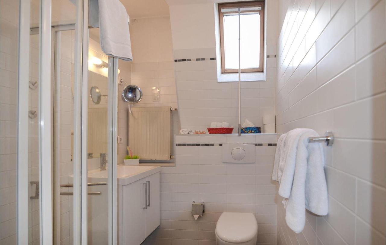 2 Bedroom Lovely Home In เบอร์ลิน ภายนอก รูปภาพ
